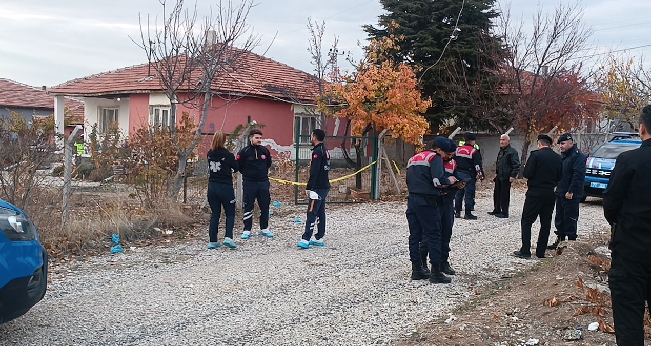 Şizofreni hastası dehşet şaçtı: Annesini ağır yaraladı eniştesi öldürdü